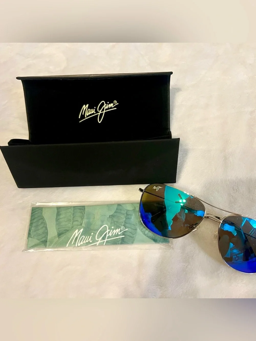 Maui Jim Silver Aviator Sunglasses with Blue Mirrored Lenses